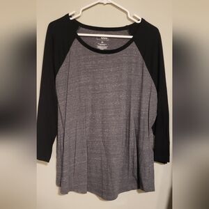 Women's Black and Gray Raglan Top